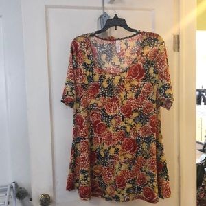 Lularoe perfect tee